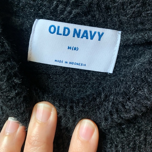 NWT Old Navy pullover black sweater. Kids. Size 8. - Picture 3 of 6
